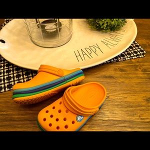 Kids Crocs size 9.